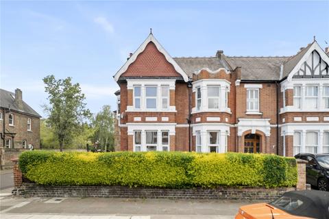 5 bed property, in Twyford Avenue, £1,695,000