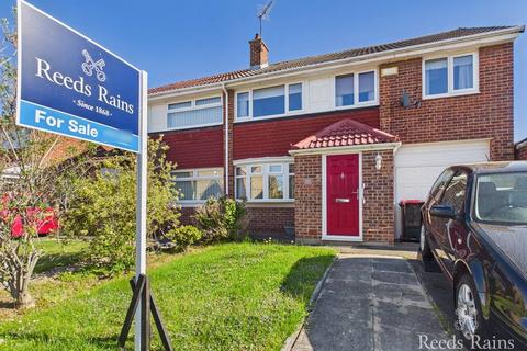 5 bed property, in Carlbury Avenue, £189,995