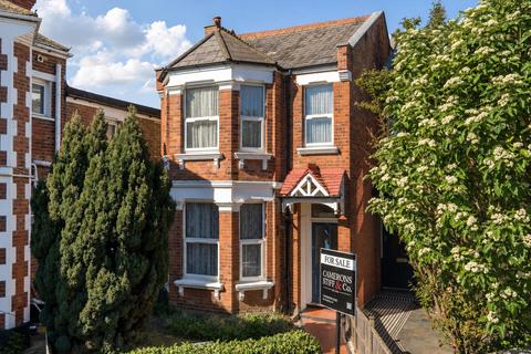 5 bed property, in Riffel Road, £999,950