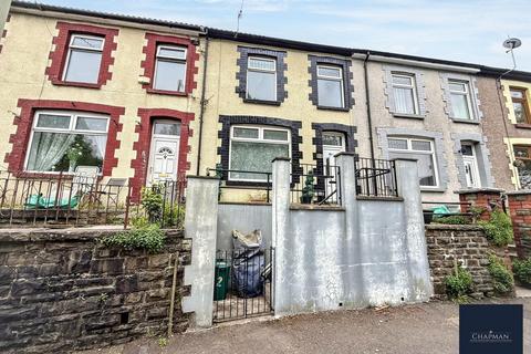 3 bed property, in Ynyscynon Road, £110,000