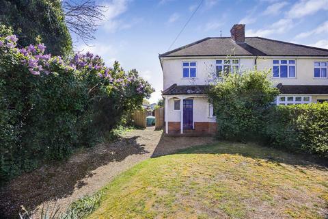 3 bed property, in Kidmore Road, £630,000