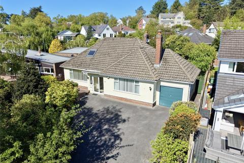 2 bed property, in Oldfield Road, £500,000