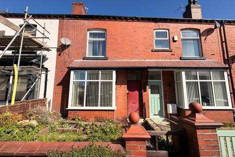 3 bed property, in Malvern Avenue, £130,000