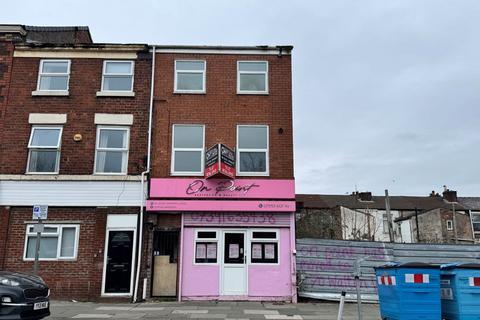 2 bed property, in 22 Breckfield Road North, £140,000