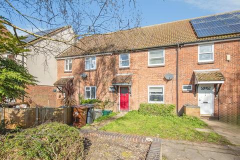 3 bed property, in Holt Drive, £200,000