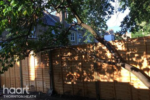 2 bed property, in Northborough Road, £415,000