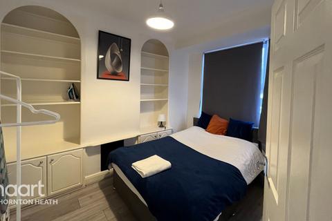 2 bed property, in Northborough Road, £415,000