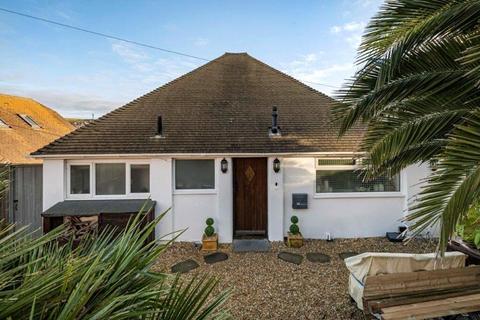 4 bed property, in Saltdean Drive, £700,000