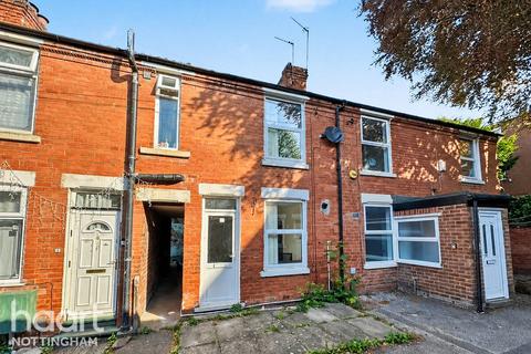 2 bed property, in Ivy Grove, £120,000