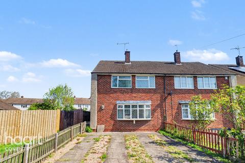 4 bed property, in Cavendish Road, £250,000
