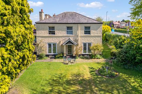 4 bed property, in The Beeches Chester Road, £1,000,000