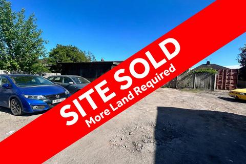 Land, in Broad Street, £10,000
