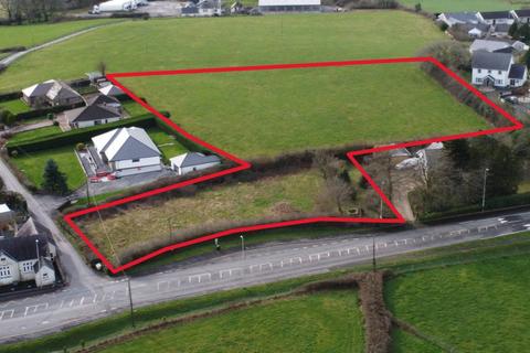 Studio, in Llanddarog, £500,000