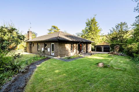 4 bed property, in Millditch, £695,000