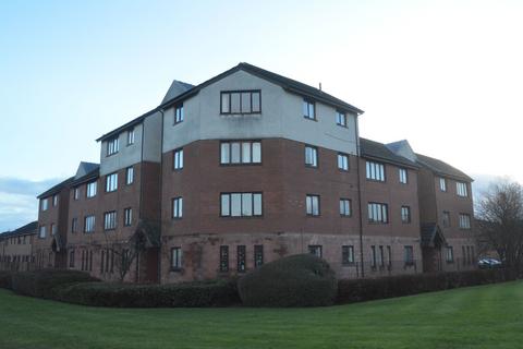 2 bed property, in Longdales Avenue, £740,000