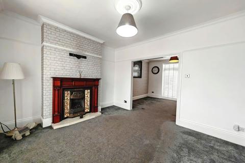3 bed property, in Harton Lane, £245,000