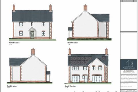 4 bed property, in Long Cross, £250,000