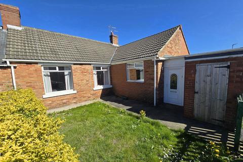 3 bed property, in Frank Avenue, £130,000