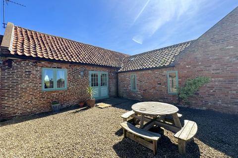 5 bed property, in Dromonby Grange Farm, £350,000