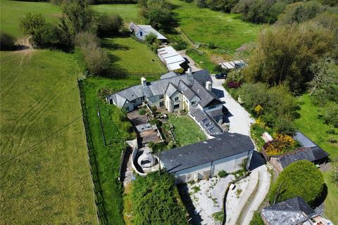 5 bed property, in Lewdown, £860,000