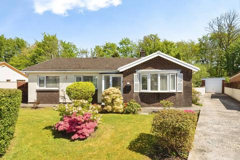3 bed property, in Clos Bryn Dafydd, £360,000
