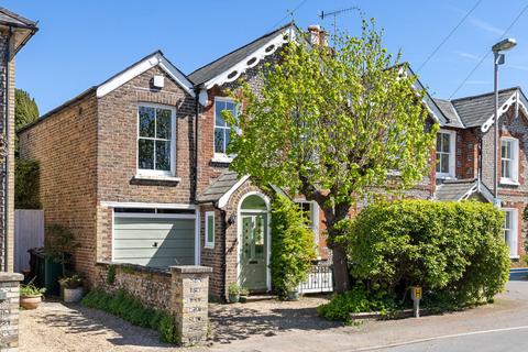 4 bed property, in Whyke Road, £795,000