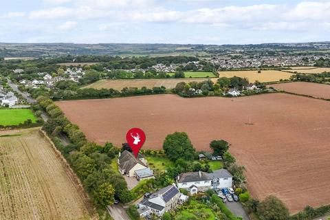 4 bed property, in Travellers Rest, £650,000