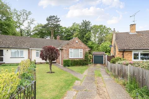 3 bed property, in Flower Crescent, £600,000