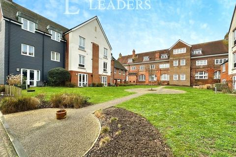 1 bed property, in Abbess Way, £165,000