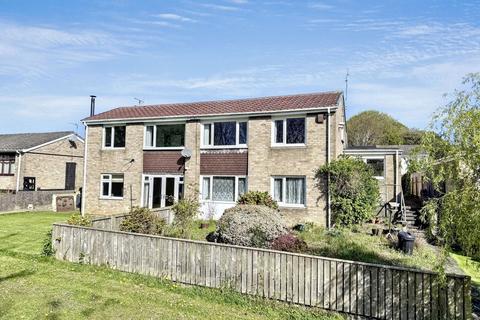 3 bed property, in Cornfield Garth, £162,000