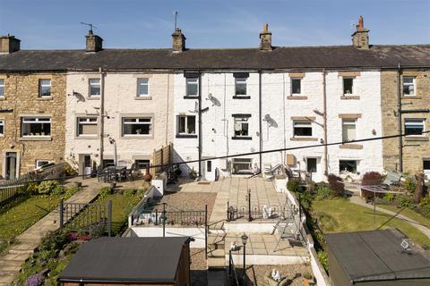 2 bed property, in 6 Lairgill, £215,000