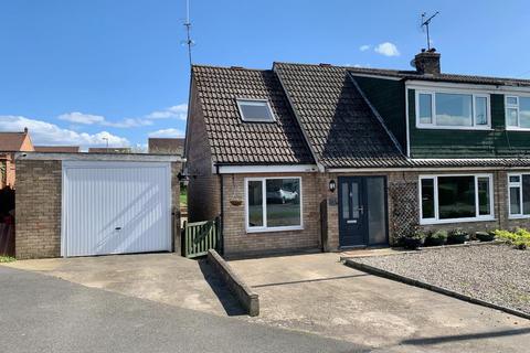 4 bed property, in Whitfield Avenue, £270,000