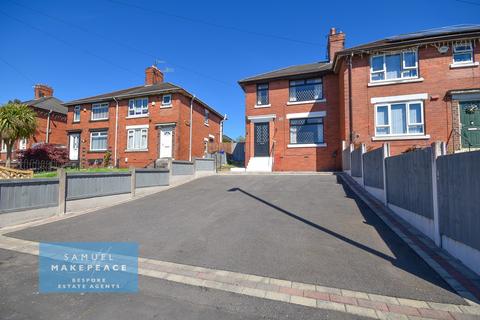 2 bed property, in Sherwin Road, £125,000
