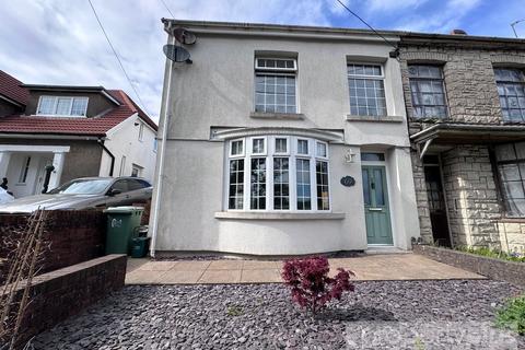 3 bed property, in Gilfach Road, £239,950