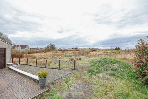 Land, in Land On Muirlaun, £295,000