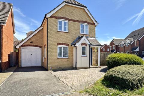 3 bed property, in Emelina Way, £370,000