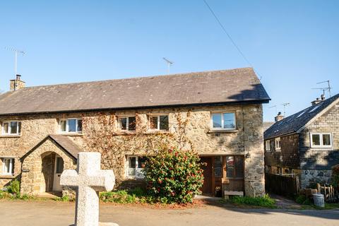 2 bed property, in Barton Cottages, £425,000