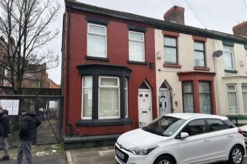 8 bed property, in Romer Road, £325,000