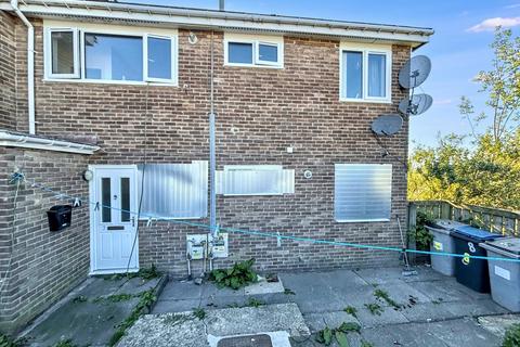 2 bed property, in Church Road, £50,000