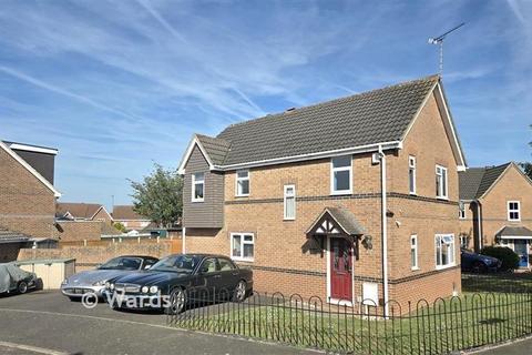 4 bed property, in Shorefields, £475,000