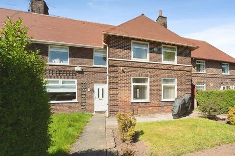3 bed property, in Greenway, £190,000