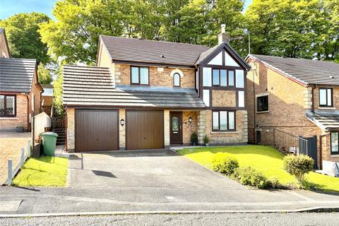 4 bed property, in Hillsborough Avenue, £349,950