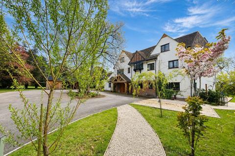 8 bed property, in Coombe Lane, £1,800,000