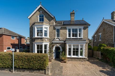 6 bed property, in Inglis Road, £1,400,000