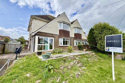3 bed property, in Swains Road, £575,000
