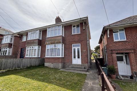 3 bed property, in School Lane, £250,000