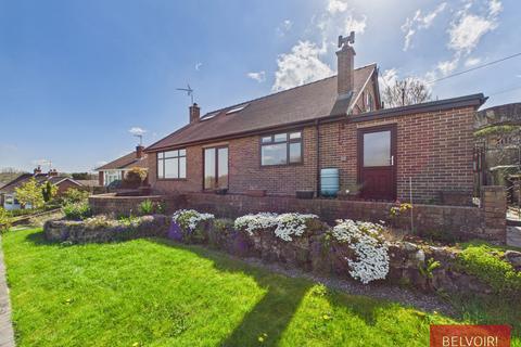 4 bed property, in Pentre, £425,000