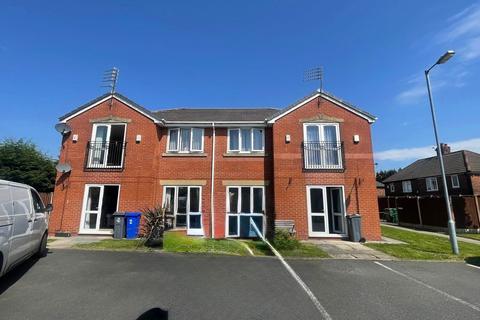 2 bed property, in Holly Mount Court, £85,000