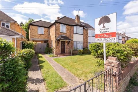 4 bed property, in Headington Road, £650,000