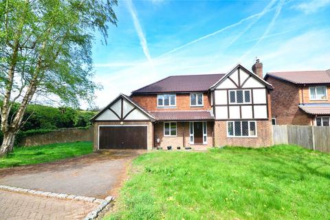 5 bed property, in Dormansland, £800,000